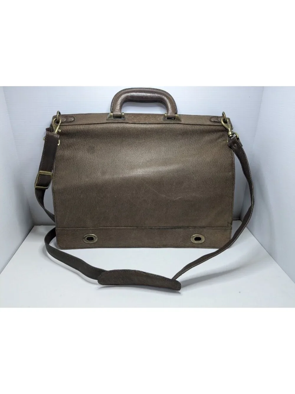 Wilsons Leather Brown Leather Briefcase Messenger Bag Top Handle Shoulder Strap